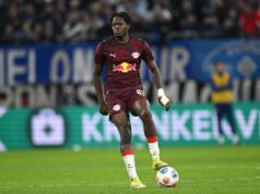 O RB Leipzig valorizou Castello Lukeba com os clubes do PSG e da Premier League circulando