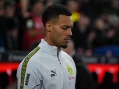 O Borussia Dortmund confirmou que o meio-campista Felix Nmecha sofreu uma lesão