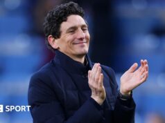 Brentford: Keith Andrews levou os Bees para mais perto da Europa com uma vitória por 4-3 em Burnley.