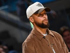 Stephen Curry, ainda em reabilitação do joelho, afastado ‘por um tempo’