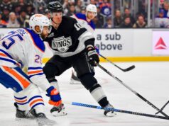 Corey Perry, regular das finais da Stanley Cup, está se juntando ao Lightning em uma troca