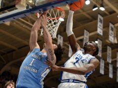 O número 1 Duke passou à frente do número 17 UNC, atrás do duplo-duplo de Cameron Boozer