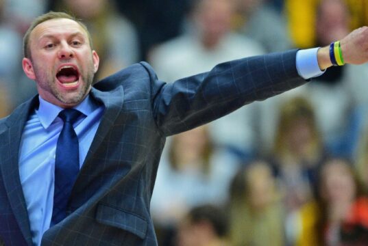 Tarleton State contratou o assistente Haut do estado de Utah para substituir Gillispie