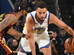 Stephen Curry foi inocentado por uma concussão na última fase de seu retorno.