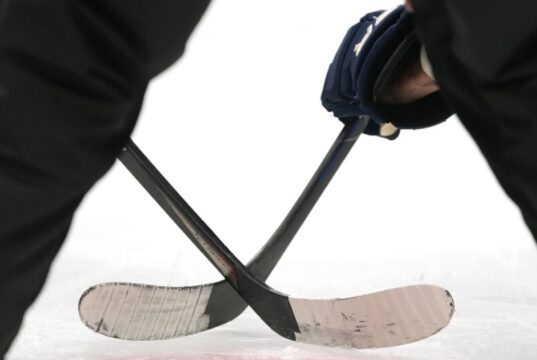 Repórter da NHL Jesse Pearce e 3 crianças morrem em incêndio em casa