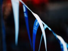 World Aquatics retira 400 revezamentos livres medley da lista do evento