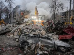 Rússia mata 10 pessoas em ataque na Ucrânia, incluindo crianças com novos mísseis | Notícias de conflito