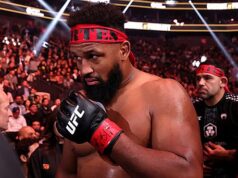 Alexander Volkov e Waldo Cortes-Acosta enfrentam-se pelo UFC 328