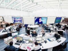 Jornalistas estão em reunião contínua, o site do La Stampa só será atualizado às 7h do dia 5 de março