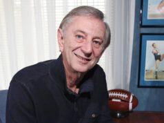 Dennis Cometti: Lendário locutor esportivo será lembrado no serviço memorial estadual