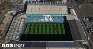 Regeneração de Elland Road: O diretor de Leeds diz que a regeneração deve progredir agora.