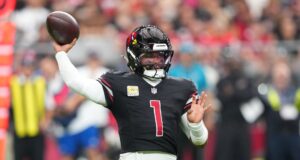 Os Vikings assinaram com o ex-jogador número 1, QB Kyler Murray, um contrato de 1 ano.