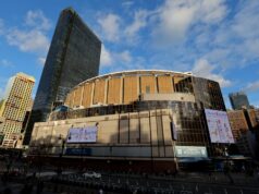 “Jogo MSG prestes a quebrar a marca de público do hóquei feminino dos EUA” .