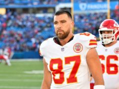 Relatório: TE Travis Kelce quer continuar jogando, talvez não pelos Chiefs.