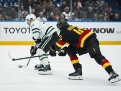 Os Stars almejam a melhor seqüência de vitórias da franquia em uma viagem para os Canucks.