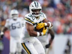 Os Packers assinaram novamente com RB Chris Brooks um contrato de 2 anos no valor de US$ 4,85 milhões.