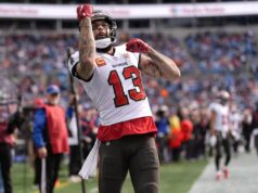 WR Mike Evans deixará os Bucs, supostamente ingressando nos Niners.