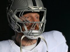 Relatórios: Ravens adquirem DE Maxx Crosby dos Raiders para 2 escolhas na primeira rodada
