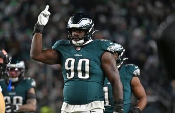 Relatório: Eagles, DT Jordan Davis alcançam extensão de 3 anos