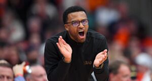 O número 22 do Miami passou para o terceiro lugar no ACC com a vitória no SMU.