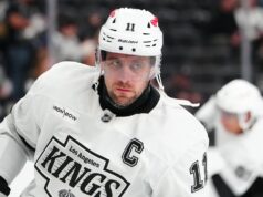 Anze Kopitar jogará o 1.500º jogo da NHL enquanto os Kings recebem os Islanders.