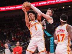 Onyeka Okongwu, o calouro do Hawks, finalizou os Trail Blazers.