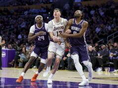 O Lakers está otimista com a subida porque os Pelicans estão de visita.