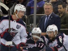 Os Blue Jackets enfrentam os Mammoths, que buscam a quarta vitória consecutiva.