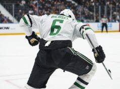 NHL Roundup: Estrelas levam Canucks à 9ª vitória consecutiva do time