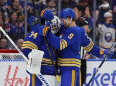 Os crescentes Sabres têm a chance de subir de divisão contra os Penguins.