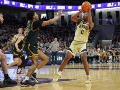 “Top 25: No. 15 Purdue vence Northwestern” .