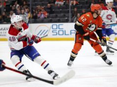 Chris Kreider marcou 4 pontos quando os Canadiens se esquivaram na disputa de pênaltis