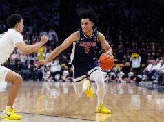 Depois de um primeiro tempo acirrado, o número 2 do Arizona segurou o Colorado.