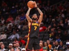 Os Hawks continuam lutando por uma vaga garantida nos playoffs contra os Nets.