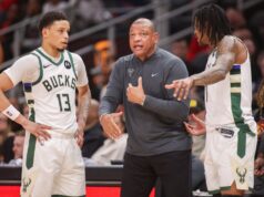 O lutador Bucks tentou uma varredura na temporada sobre os Pacers em queda livre.