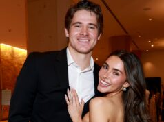 Madison Beer compartilha um raro relacionamento próximo com o jogador da NFL Justin Herbert