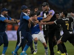 23 cartões vermelhos foram dados após partida entre Cruzeiro e Atlético Mineiro marcada pela violência