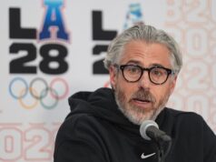 Agência Wasserman representando Reece Walsh, Cameron Smith e Eddie Jones em demissão devido à conexão com Jeffrey Epstein