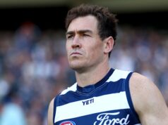 Equipes da terceira rodada da AFL e dicas de especialistas: gatos nomeiam substitutos perigosos, grandes nomes faltando nos corvos