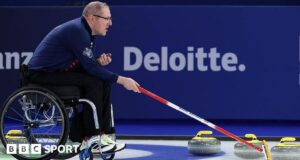 Paraolimpíadas de inverno: os rolos em cadeiras de rodas da Grã-Bretanha perdem novamente.