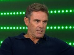 Freddy diz a Lomax para ‘continuar’