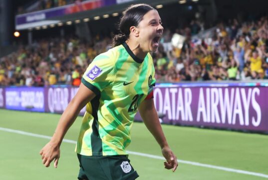 Copa Asiática Feminina: Matildas venceu a Coreia do Norte por 2 a 1 graças aos gols de Sam Kerr e Alana Kennedy