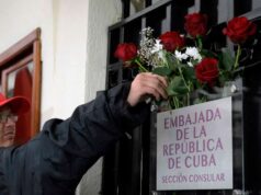 “Persona non grata”: Equador expulsa o embaixador cubano e o resto da missão diplomática