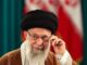 Quem é Ali Khamenei, o intransigente Líder Supremo da República Islâmica do Irão?