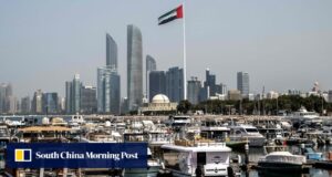 A China ficou presa entre o Irão e os estados do Golfo enquanto Teerão lançava uma ofensiva no Médio Oriente.