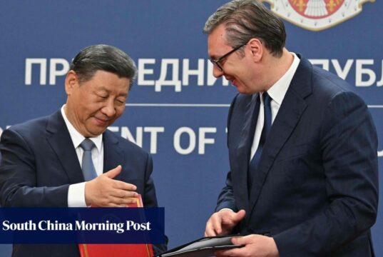 Após o vazamento da foto, o presidente da Sérvia confirmou que seu país possui mísseis supersônicos chineses.