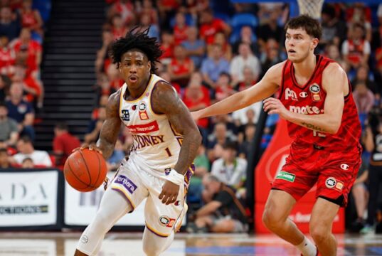 Kings vencem Wildcats e avançam para a grande final da NBL