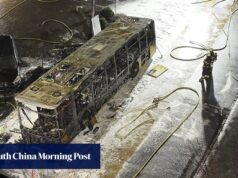 Seis mortos e cinco feridos em incêndio em ônibus na Suíça