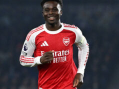 Bocayo ‘Saka’ Arteta marca e amplia vantagem para sete pontos