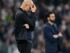 Na noite, Guardiola caiu mais uma vez na armadilha